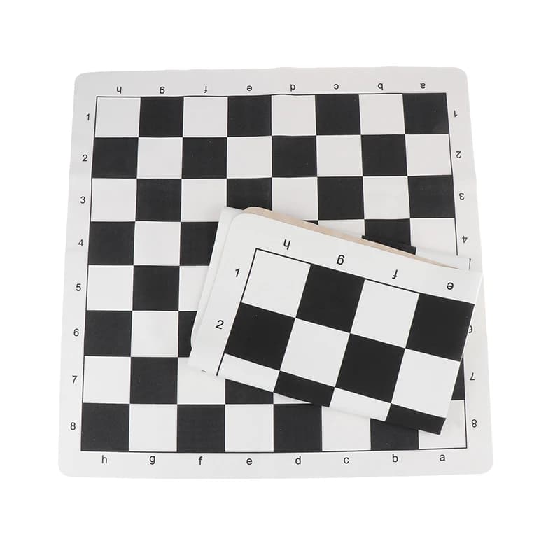 Nuova Scacchiera Portatile Bianca e Nera 43CM 51CM in Pelle PU Morbida per Tornei e Giochi Educativi per Bambini