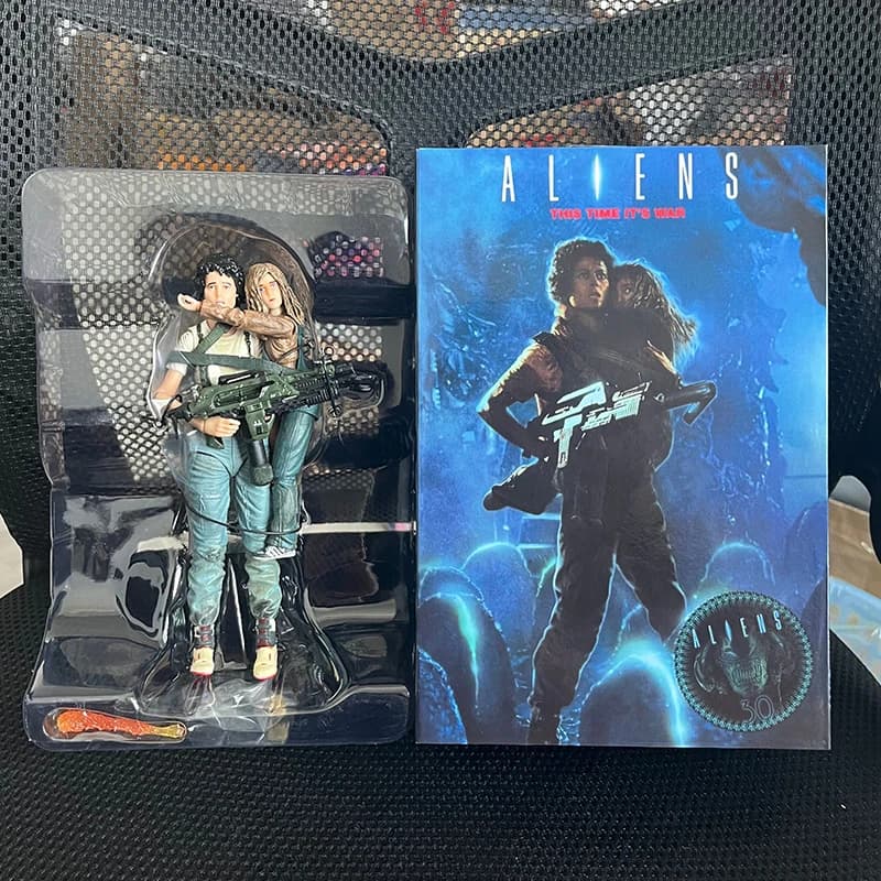 Neca ALIEN 2 Ripley Newt Figure LT Ellen Giger Xenomorph Facehugger Ripley vs Newt Predator Model giocattoli d'azione da collezione regali