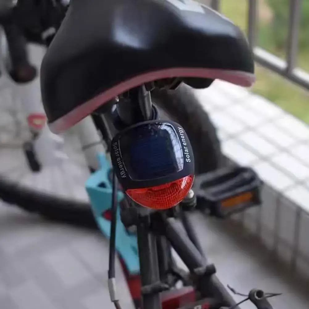 Nuova Luce Posteriore Solare per Bicicletta, Lampada di Sicurezza a Energia Solare per Ciclismo Notturno, 1 Pezzo