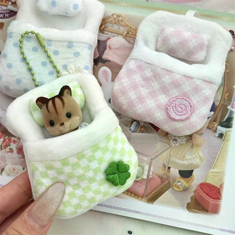 New Cute Plush Anime Animal Doll Bag Pendant Keychain Four-leaf Clover Quilt Mini Sleeping Bag Doll Backpack Pendant