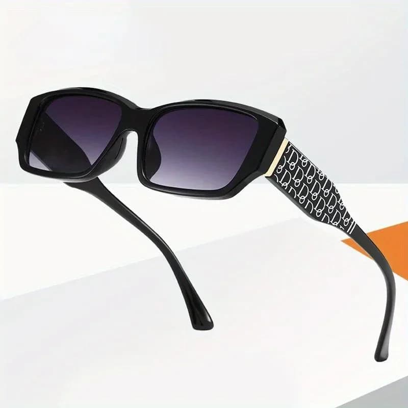 Ins 2024 Luxury Designer UV400 occhiali da sole donna uomo New Trendy Square occhiali da sole Ladies Vintage Small Cool Gafas De Sol