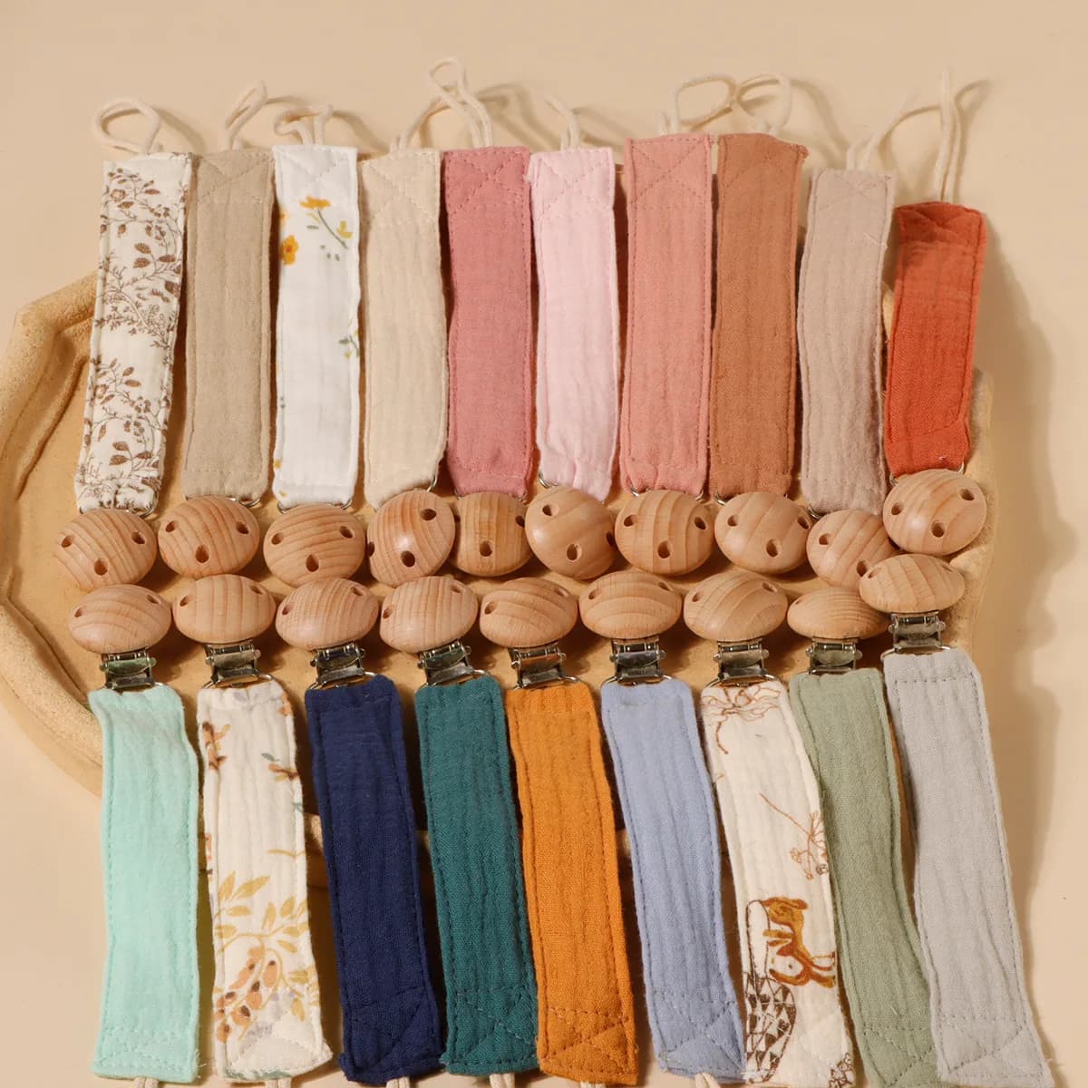 Clip per ciuccio con stampa carina per bambini Clip per ciuccio in faggio per bambini Supporto per staffa per capezzoli a catena in cotone per regalo neonato Clip per ciuccio giocattolo per bambini