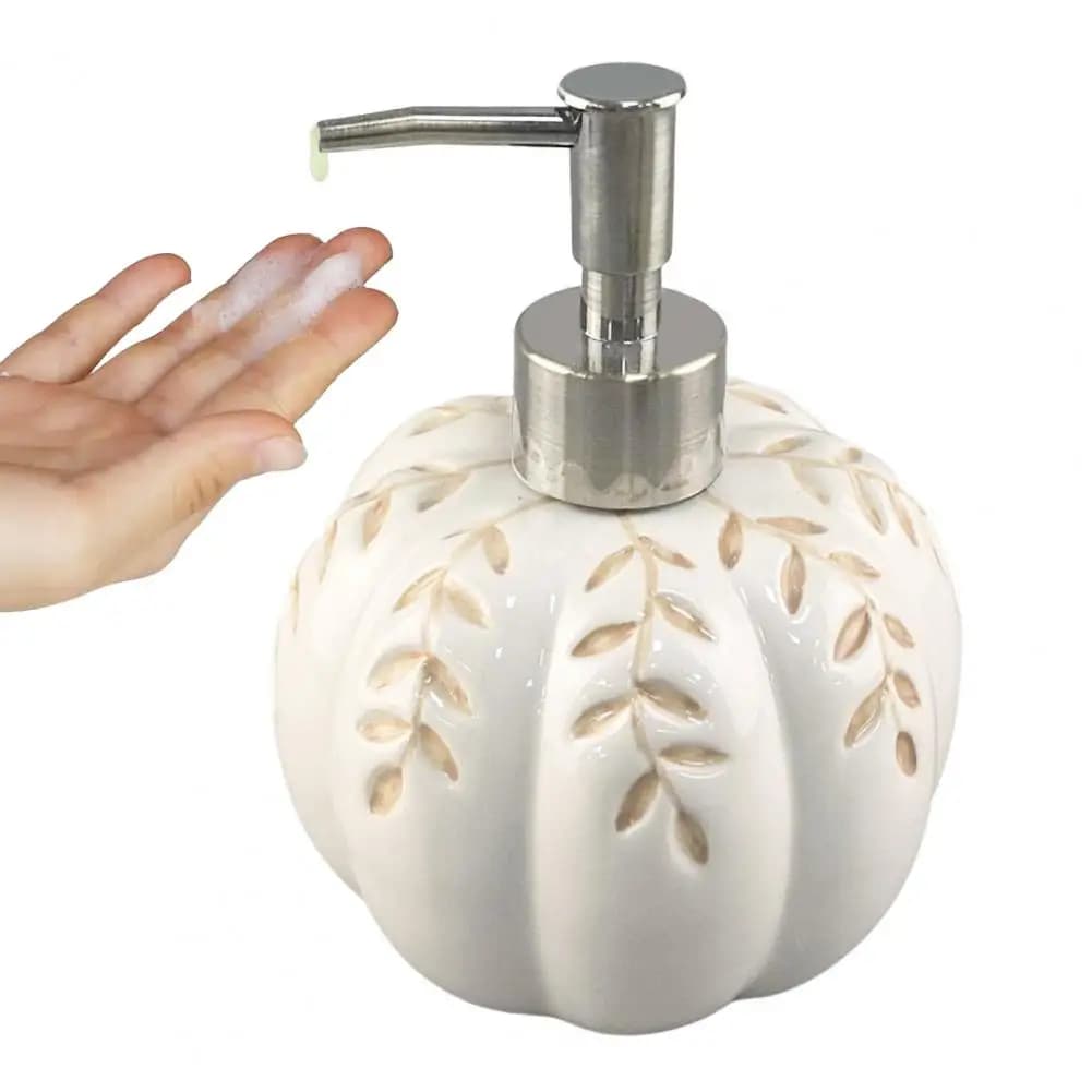 Dispenser di sapone zucca Dispenser di sapone in ceramica zucca di Halloween per l'arredamento della cucina del bagno autunnale Mano ricaricabile per Halloween