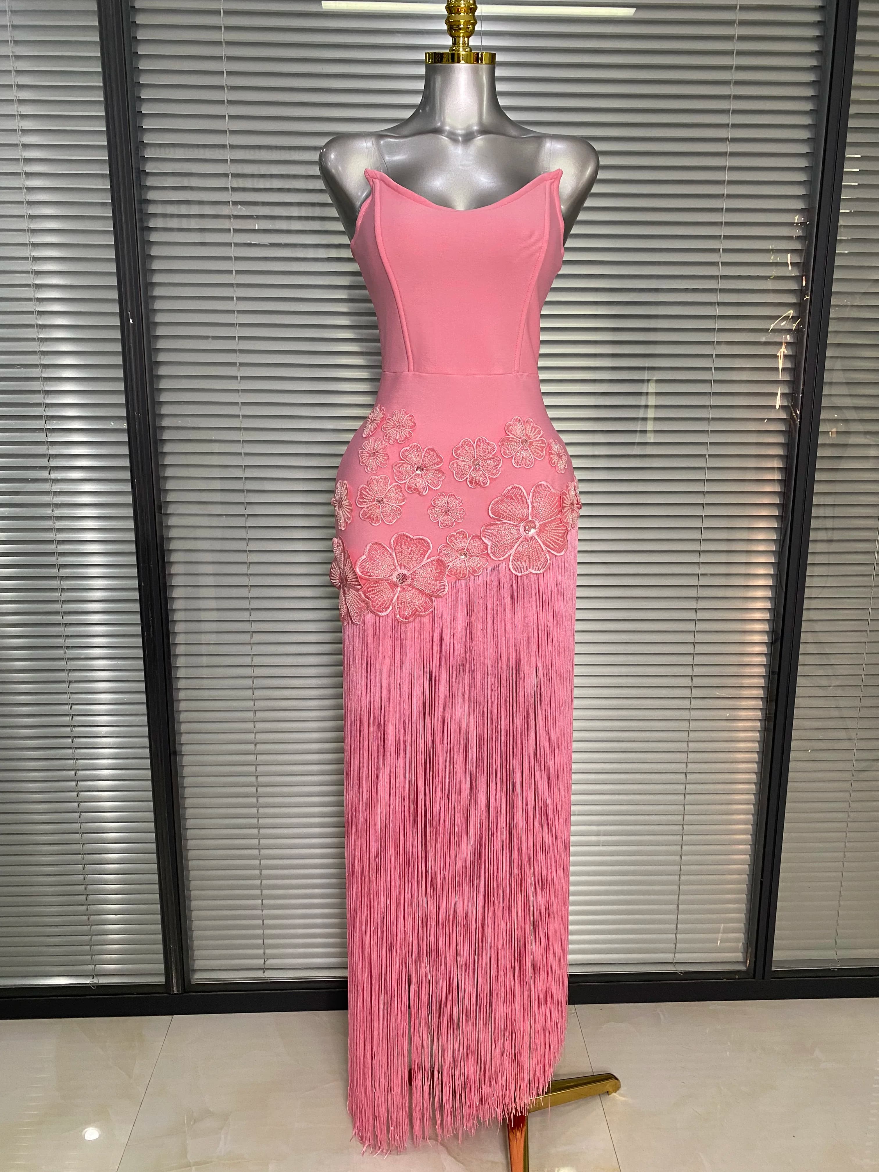 Abito da sera di lusso da donna, sexy, a tinta unita, con nappe e fiori, rosa, aderente, lungo, stile bandage, per feste di compleanno, abiti da ballo, vestiti eleganti