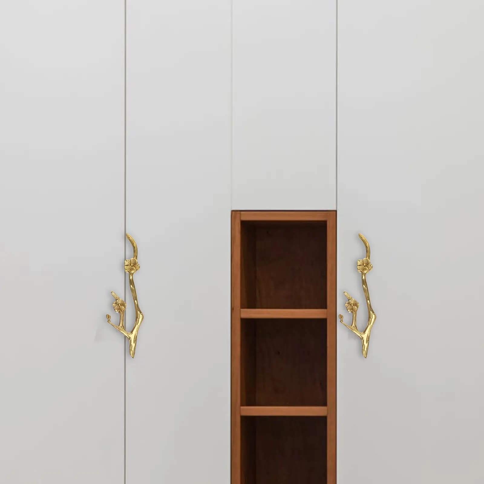 Maniglia a Forma di Ramo Floreale in Ottone, Superficie Liscia, Pomello per Porta dell'Armadio, Pomello per Cassetto, Maniglia Decorativa in Metallo per Mobili da Cucina
