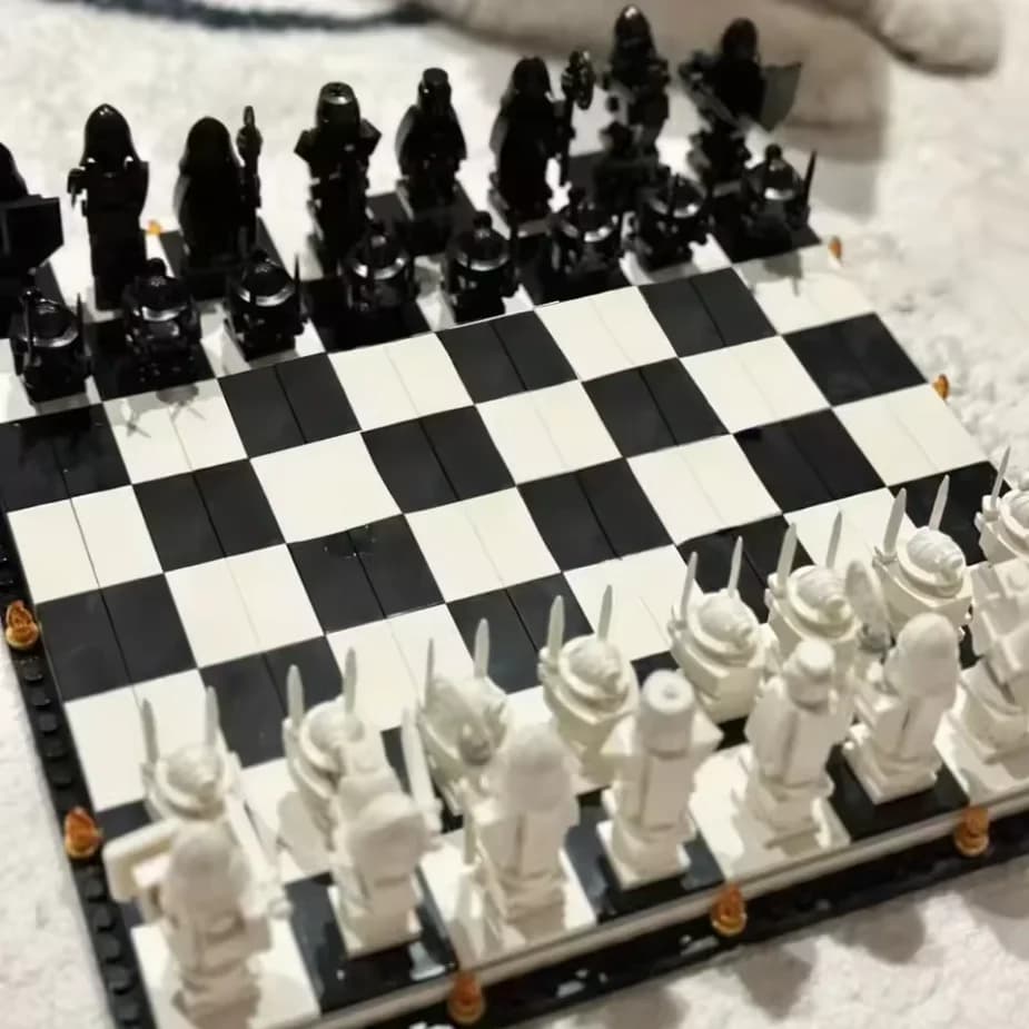 876pcs Chess series, creative chessboard Home decorations toys, educational toys, gifts for friends