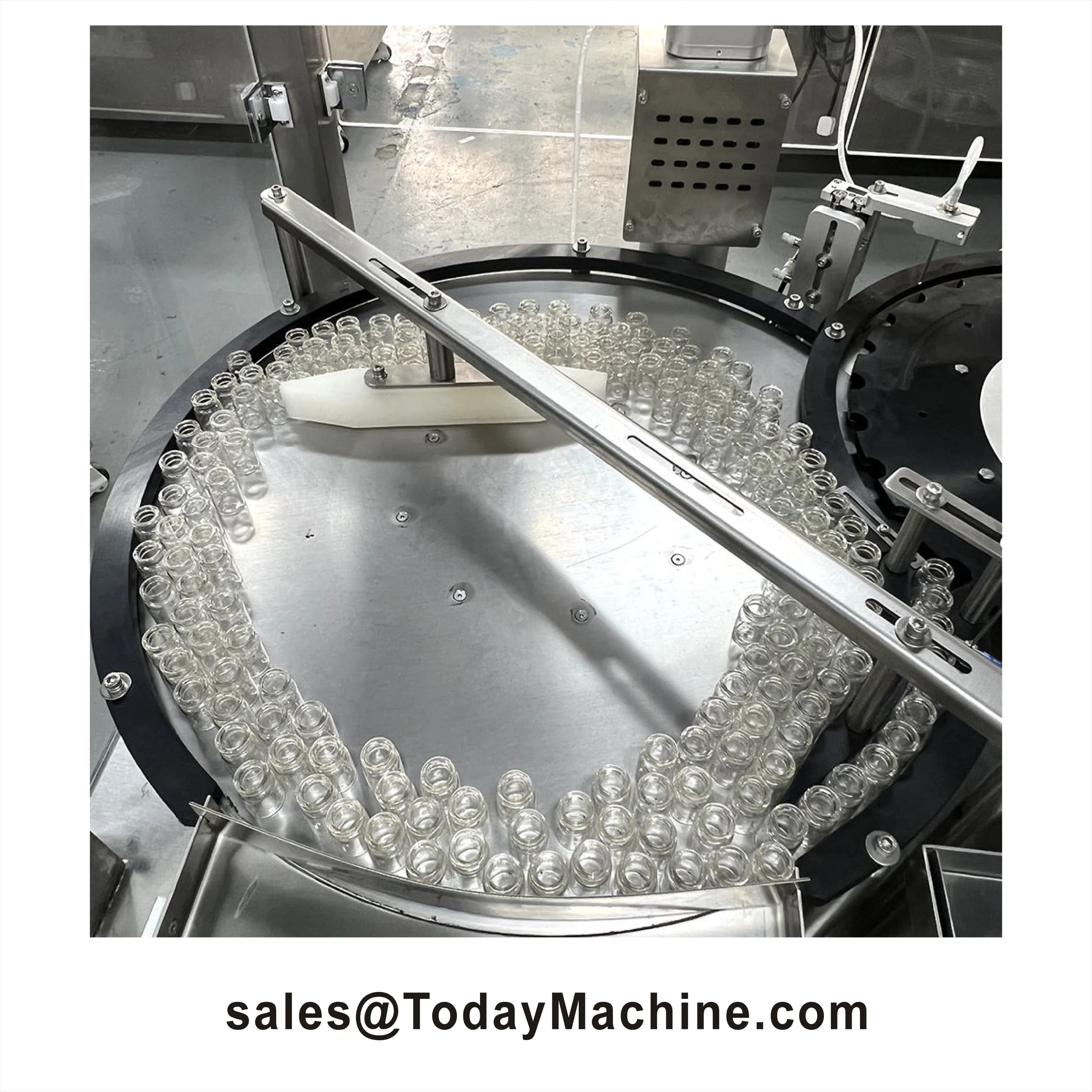 Riempitrice automatica per barattoli di vetro cosmetico per shampoo, bottiglie di plastica liquide, olio, vino, bevande, profumo, acqua, 4 teste
