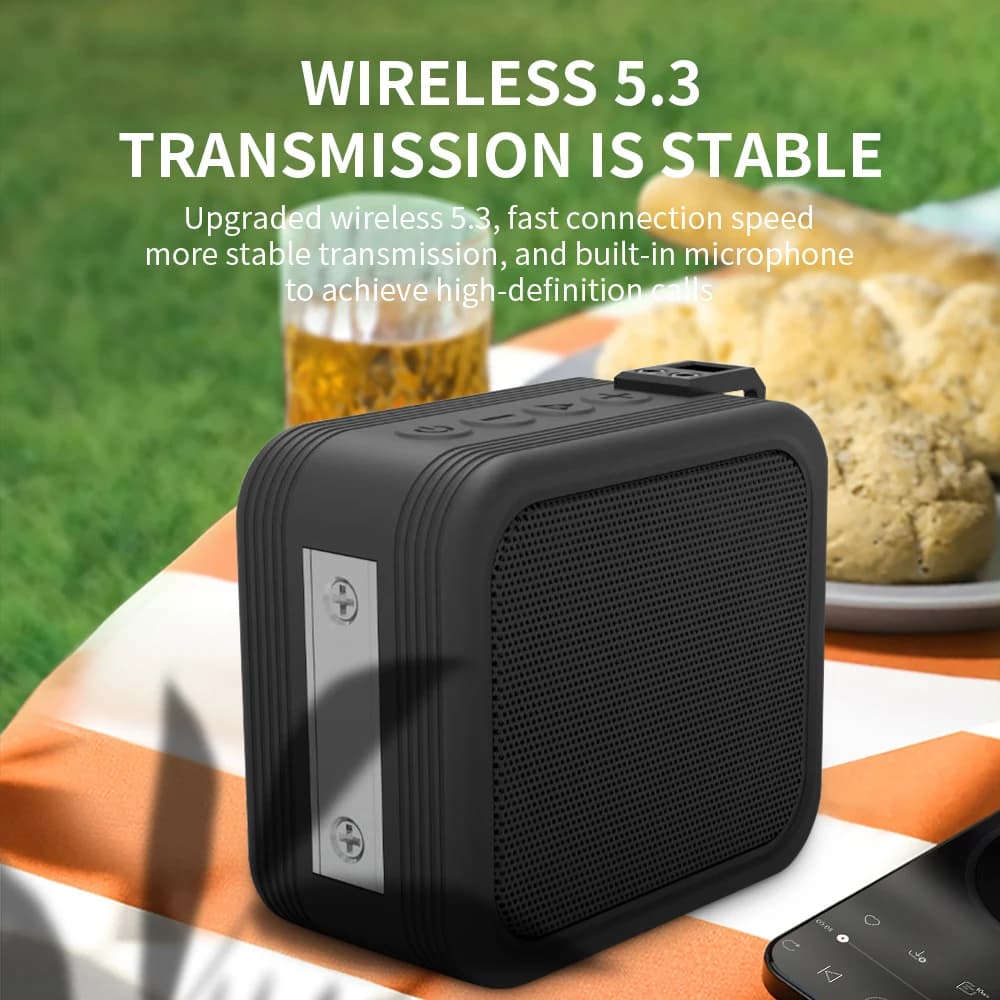Mini altoparlanti Bluetooth Woofer da gioco portatile Golf all'aperto Subwoofer impermeabile con aspirazione magnetica per feste Suono del telefono cellulare