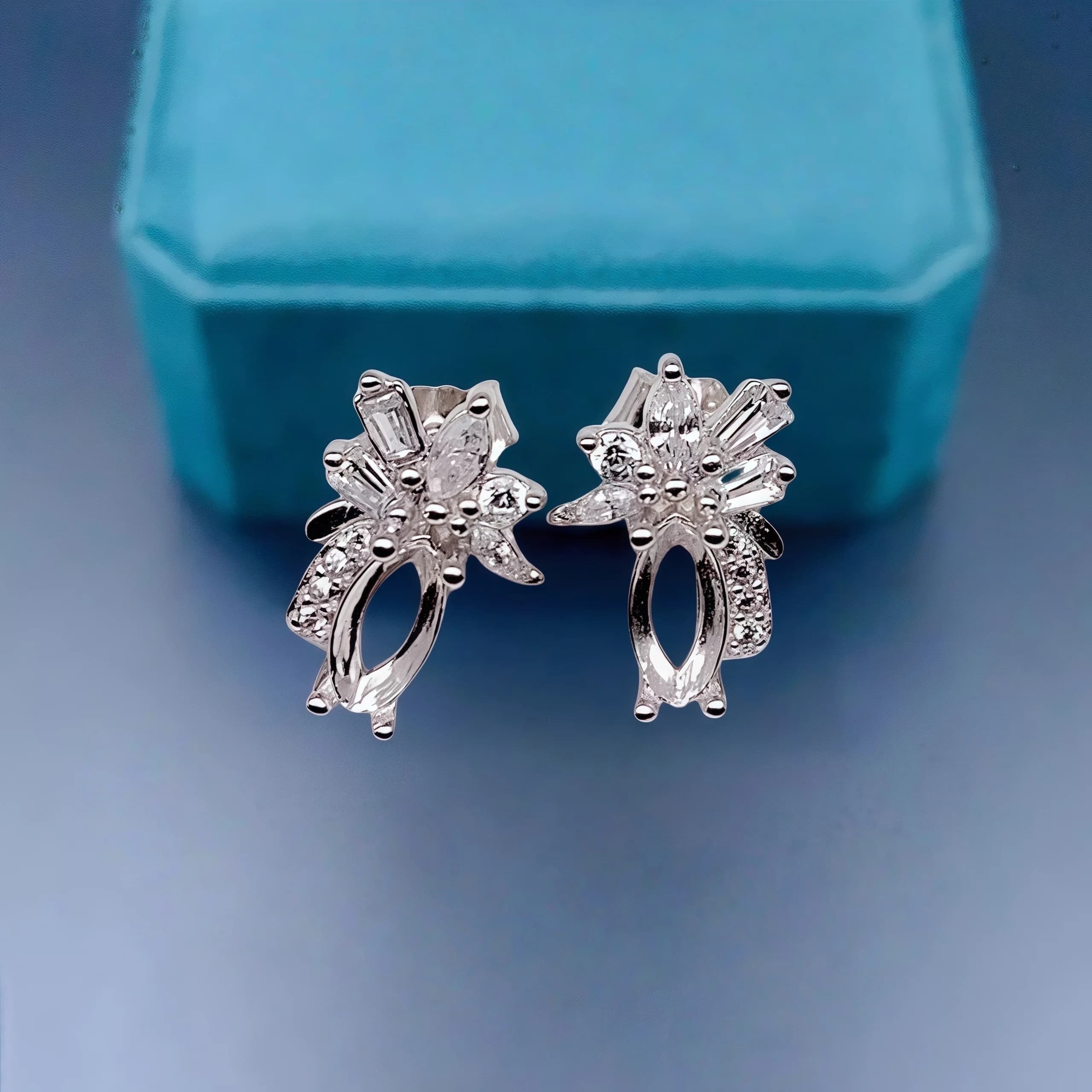 Impostazione 3 * 6mm Pietra a forma di occhio di cavallo S925 Orecchini in argento sterling fai da te Vassoio vuoto Gioielli con ciondoli pregiati Design floreale per donna
