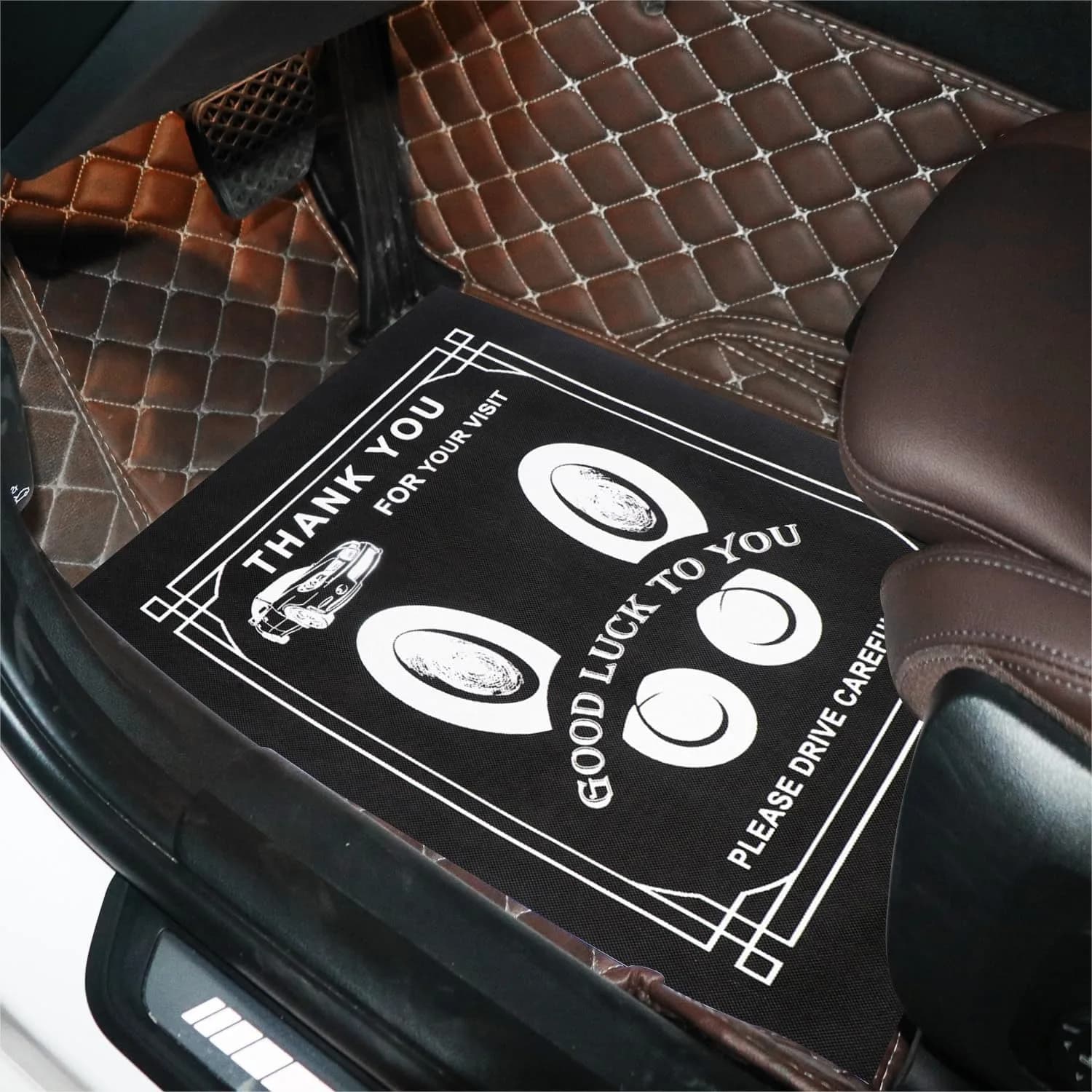 Tappetini Auto Monouso (Confezione da 50) Resistenti e Universali per SUV, Camion e Berlina - Protezioni Facili da Pulire