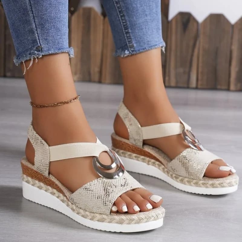 Sandali con Zeppa Stampa Serpente Donna Estate 2026 con Decorazioni Metalliche Comodi Casual Tacco Alto Stile Gladiatore