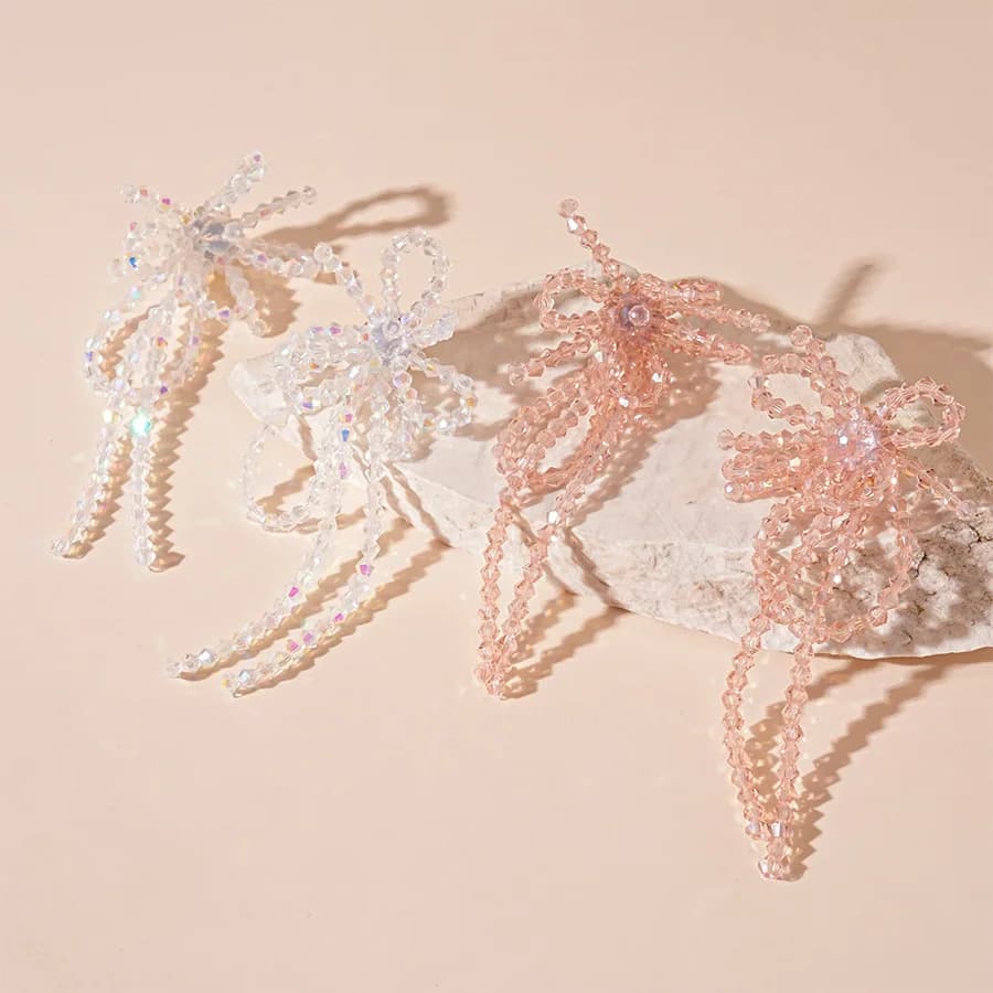 Sweet glass imitation crystal bow silver pin earrings, stylish, elegant and elegant, high quality earrings