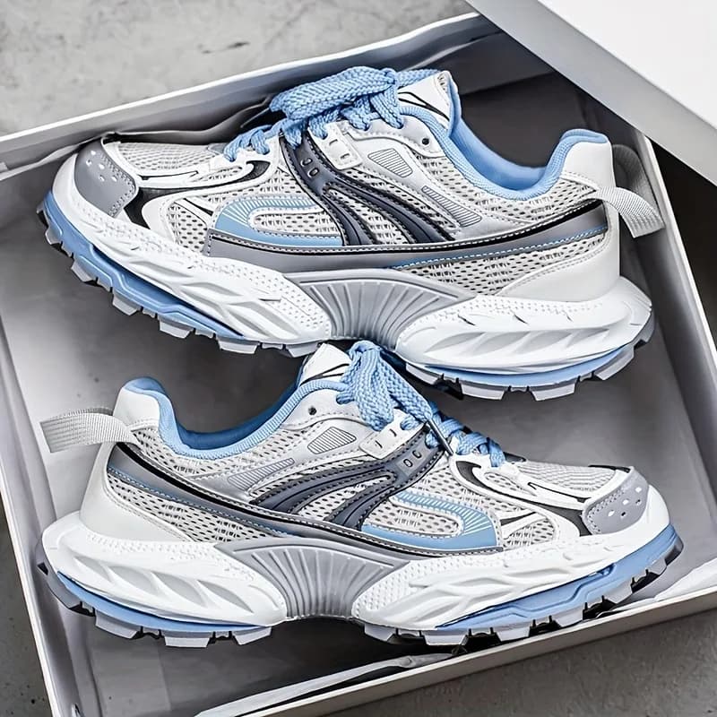Scarpe casual da uomo traspiranti in rete, alla moda, versatili, con suola spessa che aumenta l'altezza, scarpe sportive da corsa, scarpe casual da giovane.