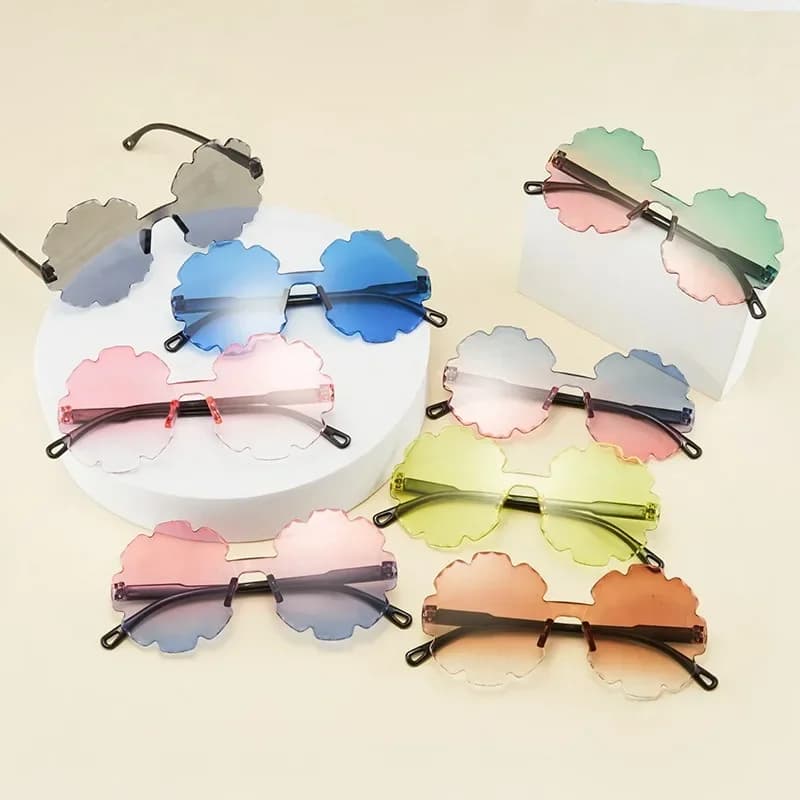 Occhiali da Sole per Bambini con Motivi Floreali e Cartoni Animati, Senza Montatura, Protezione UV400 per Esterni