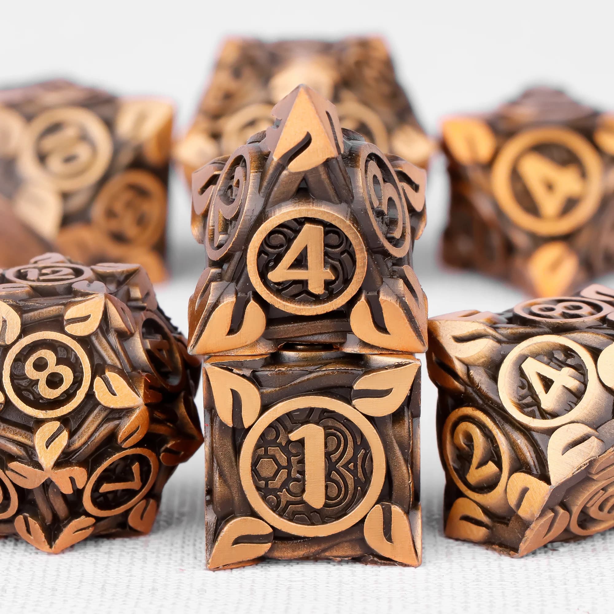 Set di dadi poliedrici in metallo pesante per Dungeons & Dragons Dadi in metallo Regalo per giochi da tavolo Pathfinder MTG D&D Regalo di Natale