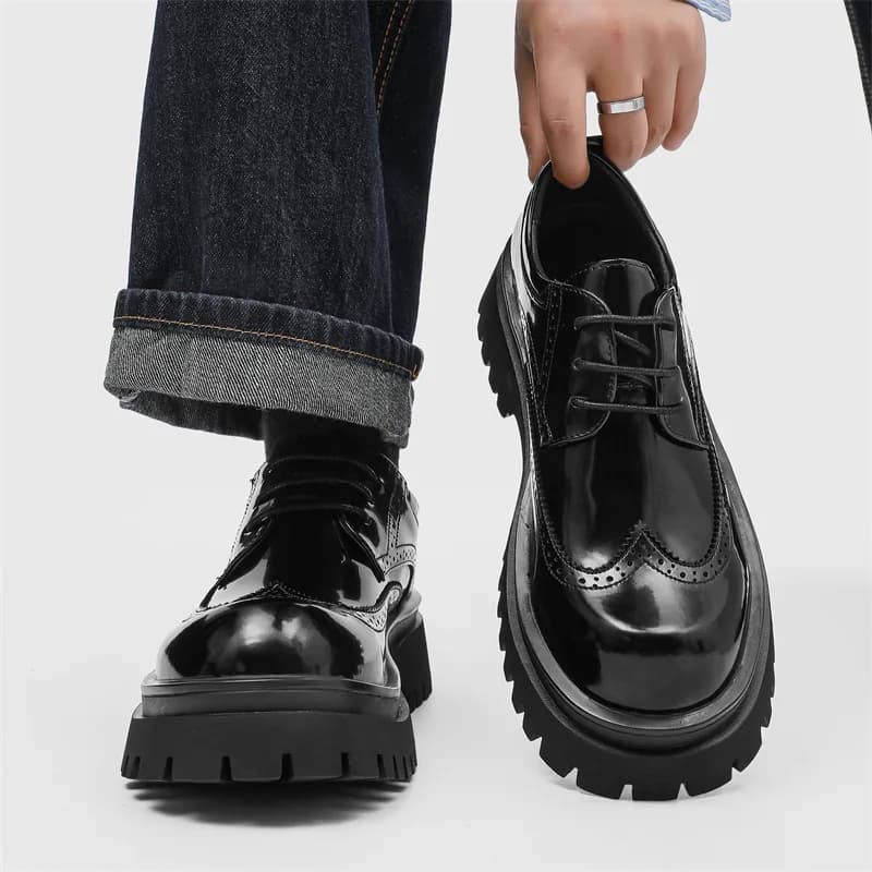British Style Brogue Shoes for Men Business Casual Fashion Commute Thick Sole Leather Shoes Male Platform Wedding Dress Shoes