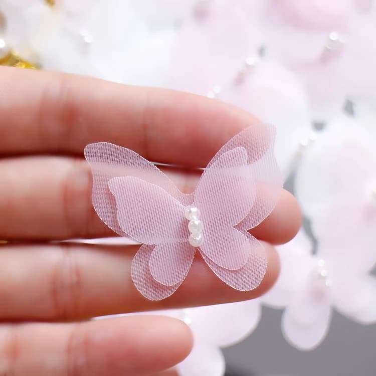 Applicazione patch di perle a farfalla per abbigliamento da cucire su fiori di garza tessuto di pizzo Accessori patch per decorazioni per abiti da sposa da sposa