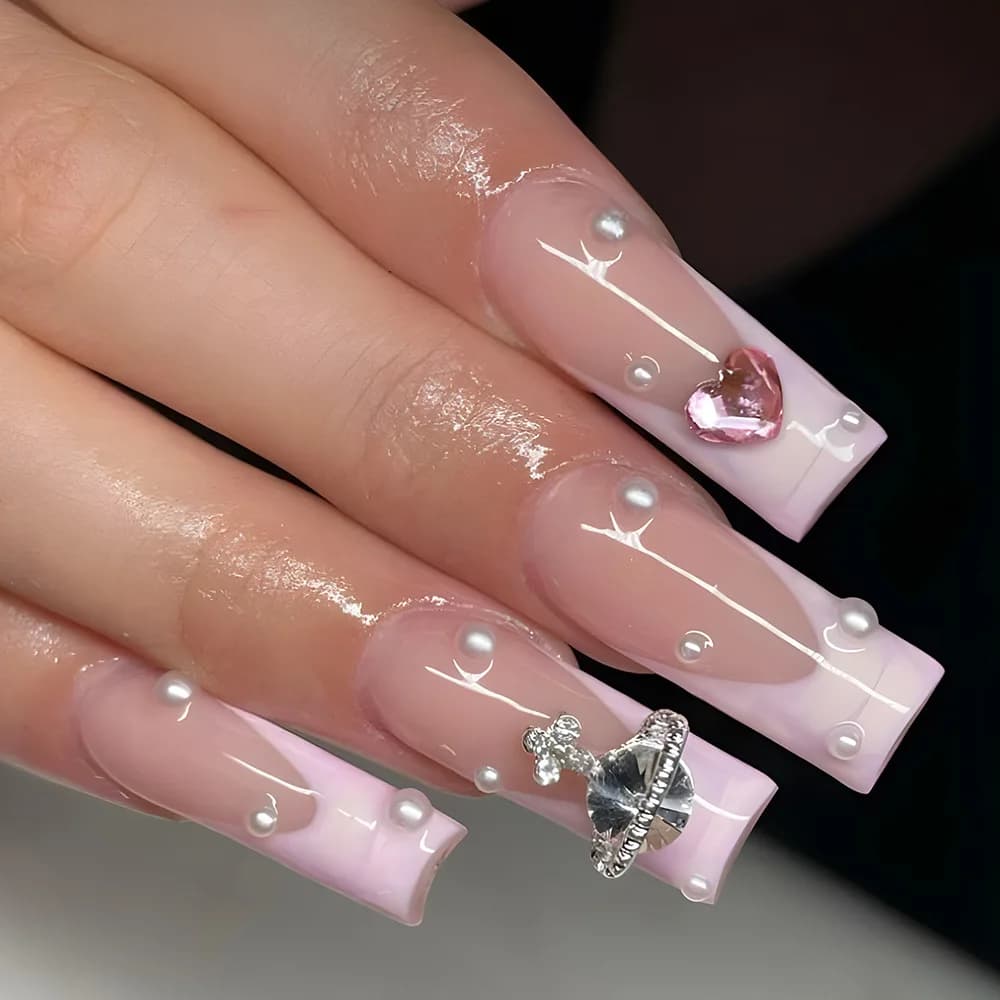 Nuove Unghie Finte Lunghe Minimaliste Stile Francese 2026, Adesivi per Unghie con Strass per Ragazze alla Moda