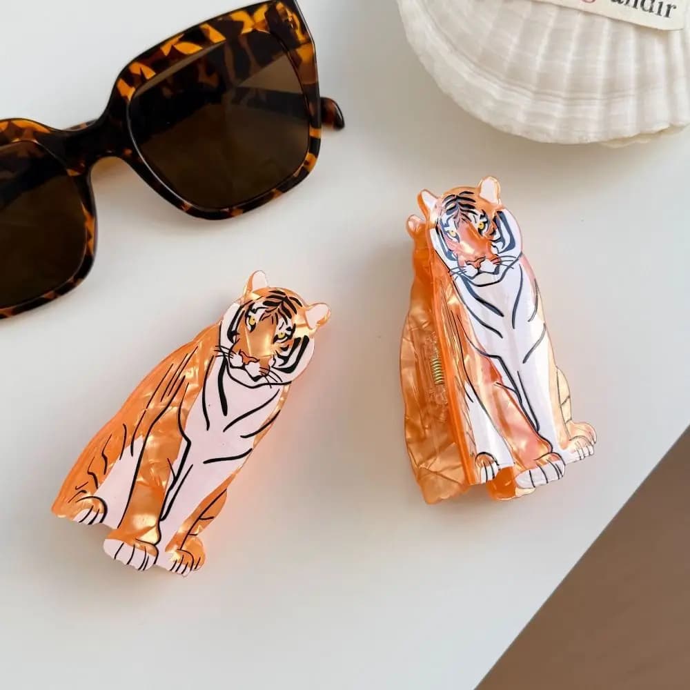 Fermaglio per capelli creativo a forma di artiglio di tigre in acrilico, fermaglio a forma di animale, accessorio per capelli stile coreano, grande fermaglio a forma di squalo per ragazze