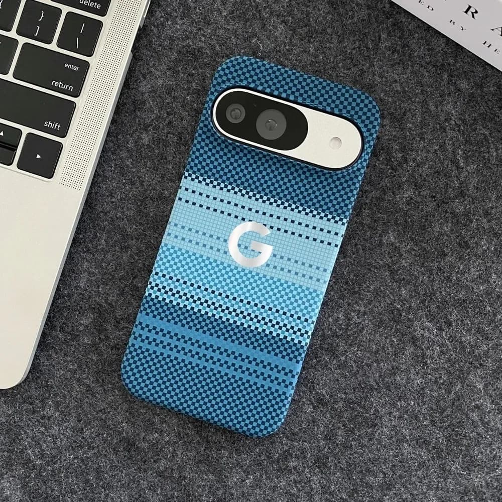 Magnetic refill case with ultra thin carbon fiber texture for Google Pixel 10 9 Pro XL 8A Pro Rear cover with half pack