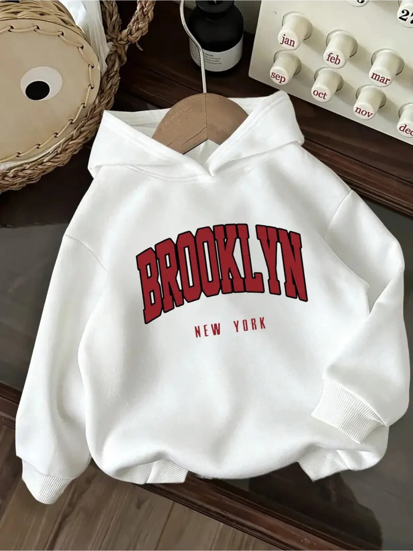 Autumn and winter children's hooded sweatshirts, fleece-lined sportswear, boys' and girls' sweatshirts