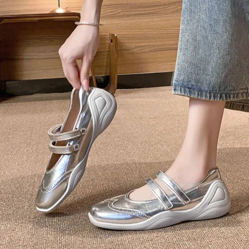 Comfort Silver Platform Mary Jane Shoes for Women Unique Velcro Strap Casual Flats Shoes Fashion Round Toe Carved Designer Shoes