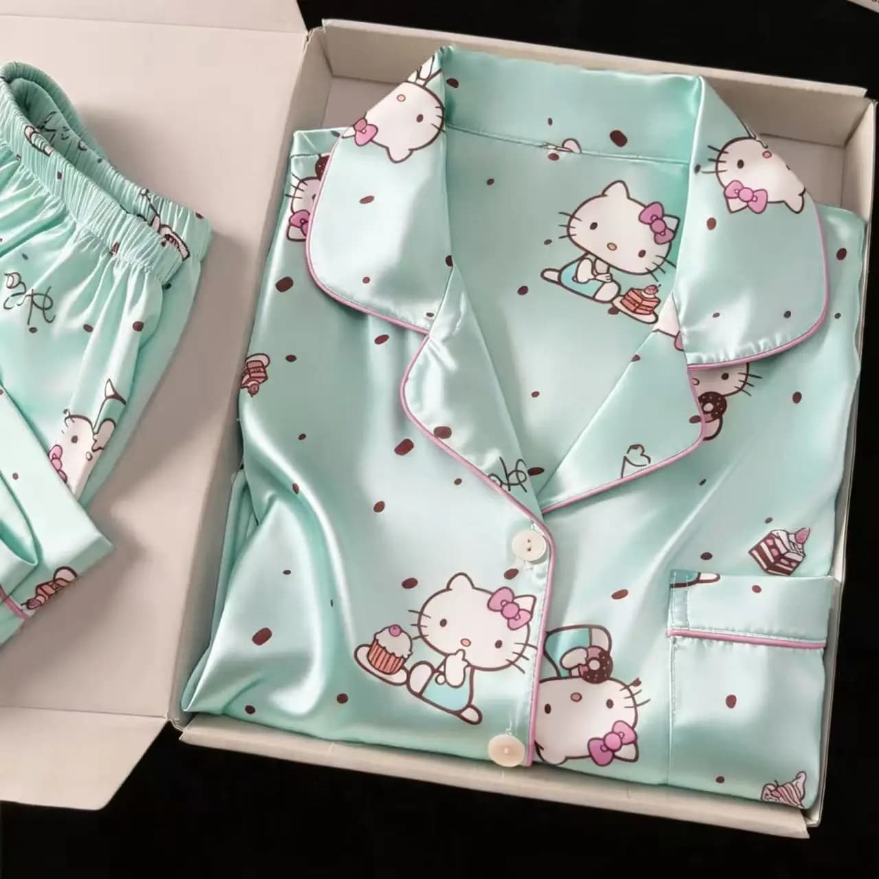 Sanrio Hello Kitty Summer Cool Ice Silk Short Sleeve Pajama Set Women Sleepwear Loungewear Loose Fit Ladies Short Sleeve Button