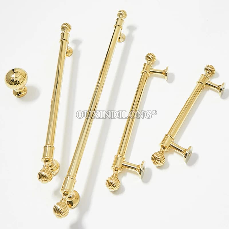 Eleganti 10 Pezzi di Maniglie in Ottone Massiccio, Pomelli Dorati per Cassetti, Armadi, Guardaroba, Cassettiere e Mobili per Vini