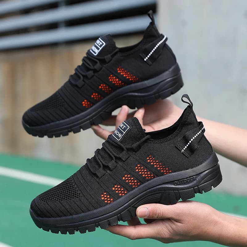 Scarpe da ginnastica da corsa all'aperto da uomo alla moda Scarpe casual da passeggio comode antiscivolo traspiranti Nuove calzature maschili Scarpe basse stringate