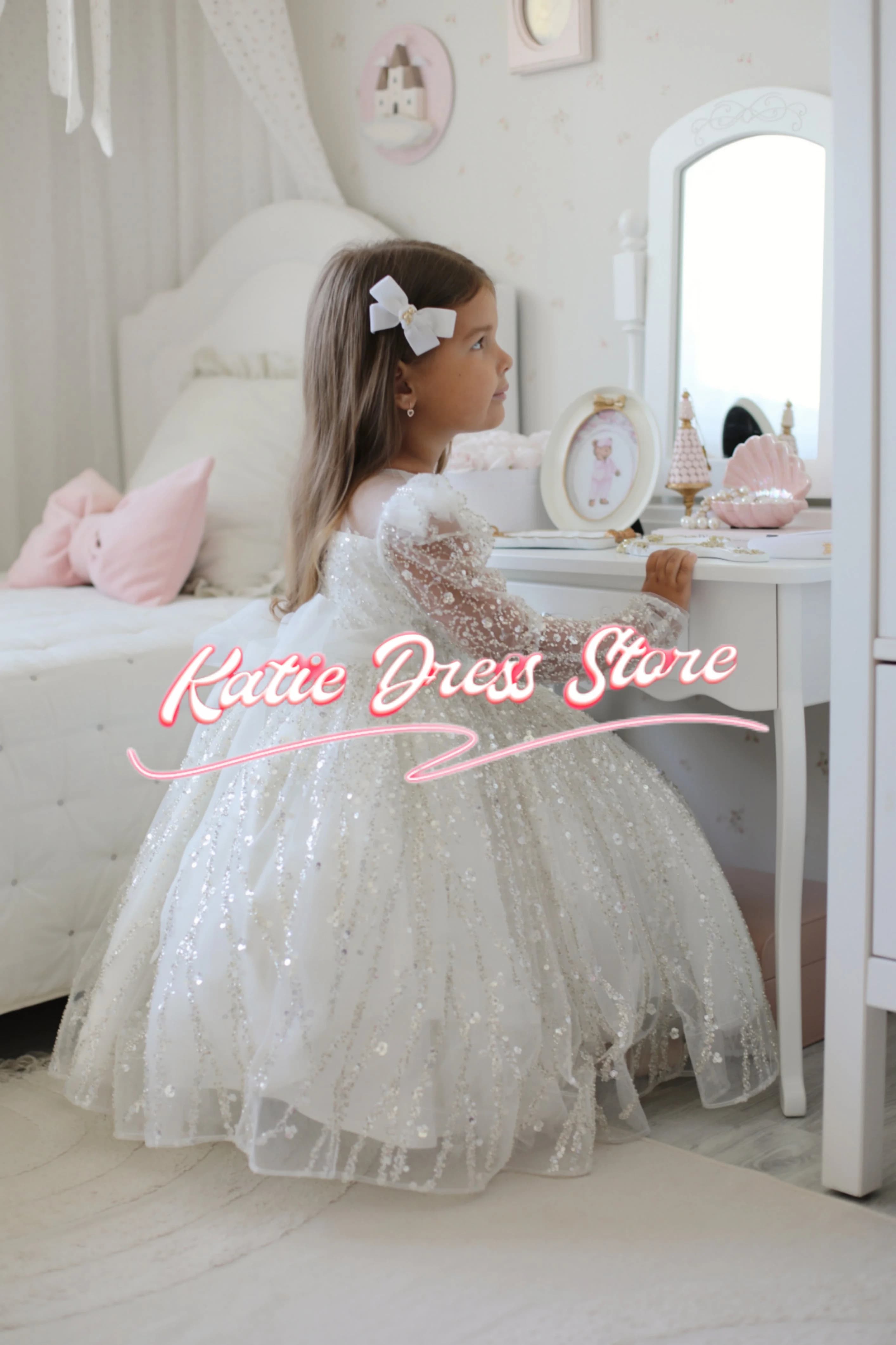 Abito da ragazza di fiore lucido per paillettes da sposa Puffy manica intera Principessa Festa di compleanno per bambini Abiti da ballo per prima comunione Personalizzazione