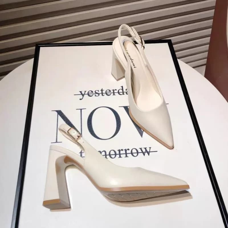 Nuovi Sandali Donna con Tacco Largo e Punta Affusolata Stile Francese, Versatili e Aperti Dietro, Collezione Primavera 2026
