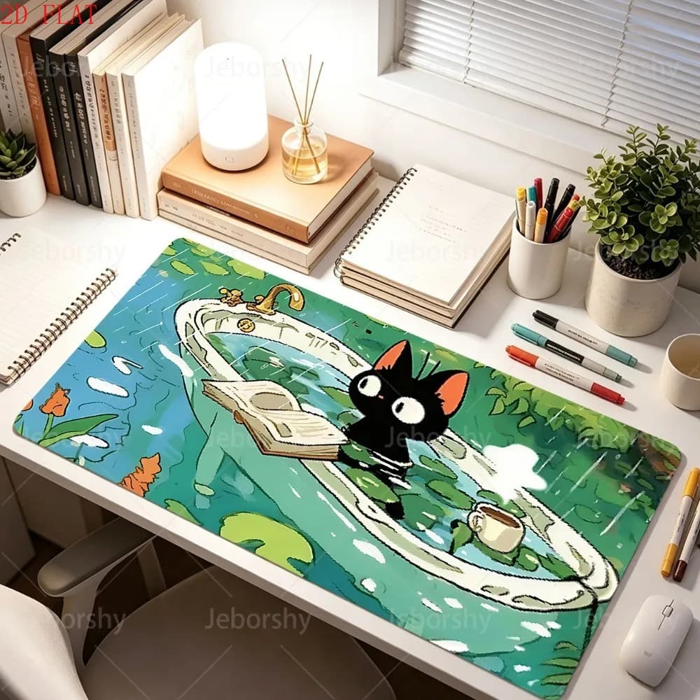 Simpatico tappetino per mouse da gaming XXL con gatto nero Jiji nella vasca, decorazione anime Studio Ghibli per ufficio e casa