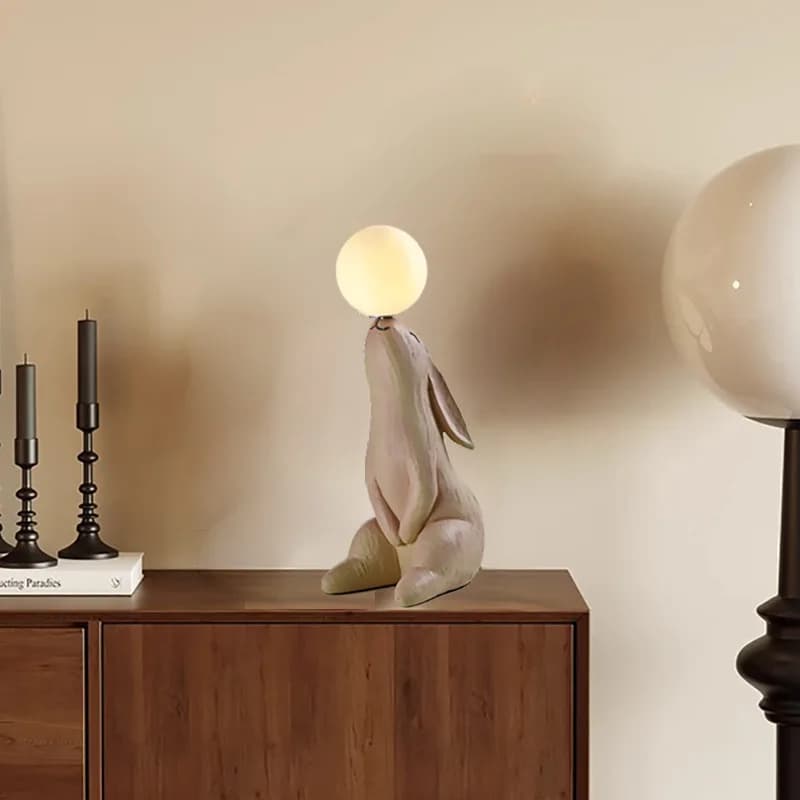 Lampada da scrivania in coniglio in resina naturale per soggiorno Decorazioni per la casa con paralume a sfera in acrilico G9 Lampada da tavolo famosa per dormitorio creativo