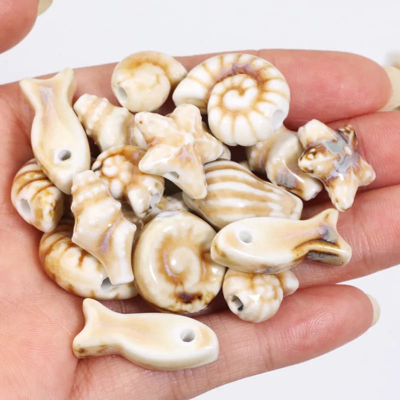 10 pz/lotto Carino Conchiglia di Ceramica Conchiglia di Pesce Stella di Mare Perline Del Distanziatore Allentato Perline Per Orecchini Fai Da Te Creazione di Gioielli Accessori