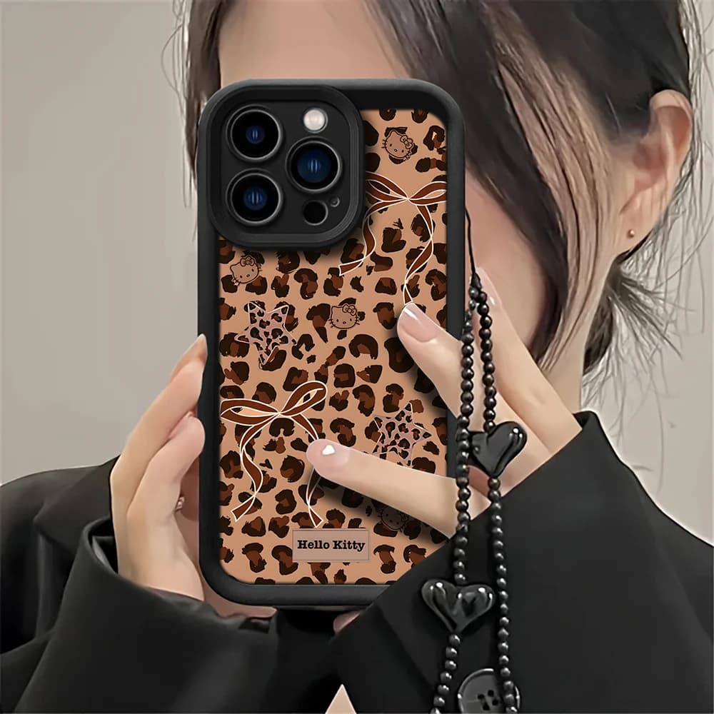 Custodia per telefono con laccetto da polso HelloKitty per iPhone 17 16 11 12 13 Pro Max 14 15 Plus ProMax XR 7 8 con cordino e cover Melody