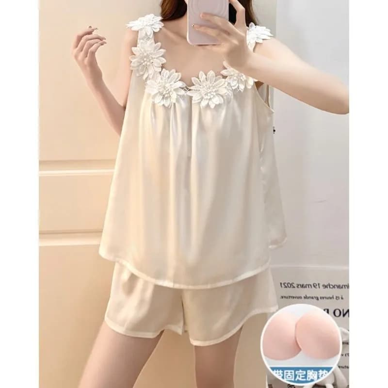 Pigiama estivo sottile in seta ghiaccio da donna, dolce abbigliamento da notte con imbottitura sul petto, canotta coreana, abbigliamento per la casa, set due pezzi canotta e pantaloncini
