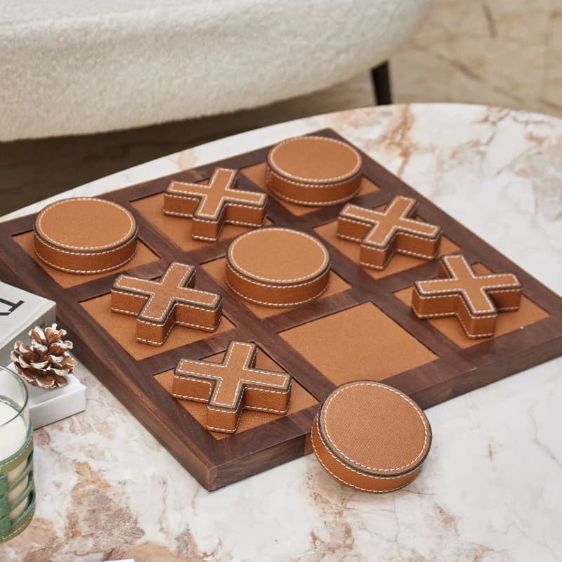 Scacchiera personalizzata in stile moderno, decorazione per la casa, set di giochi da tavolo in pelle personalizzati per l'interior design