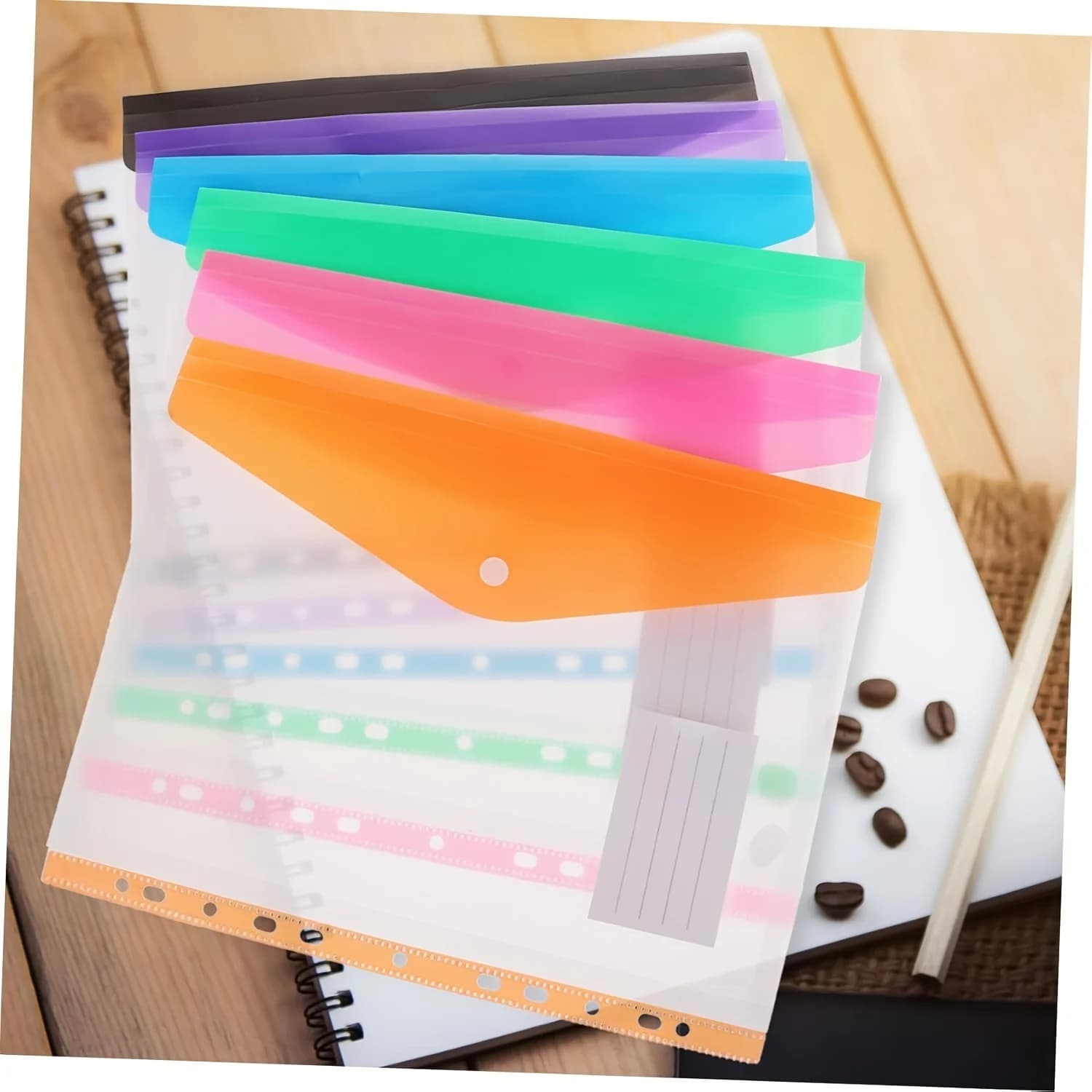 6 Pezzi Buste in Plastica A4 Espandibili per Raccoglitori, Cartelle Trasparenti Stereoscopiche in 6 Colori con Etichette Indice