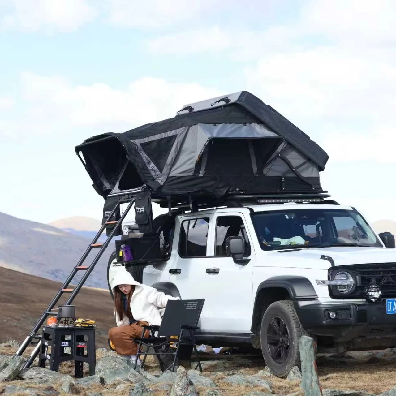 Tenda da tetto rigida ADA OVERLAND Factory OEM 165 ABS con apertura laterale, impermeabile, per veicoli 4x4, tenda da campeggio per auto, per 2-3 persone