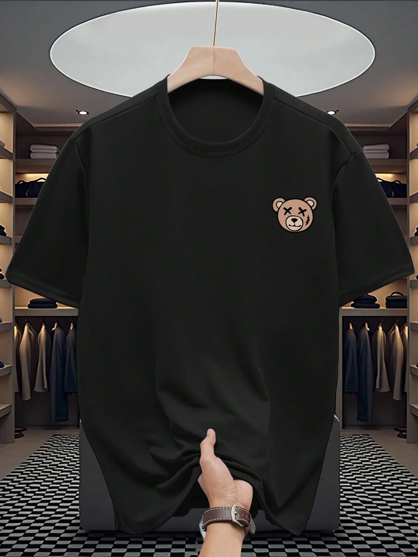 Men's casual short sleeve T-shirt with graphic print of a bear