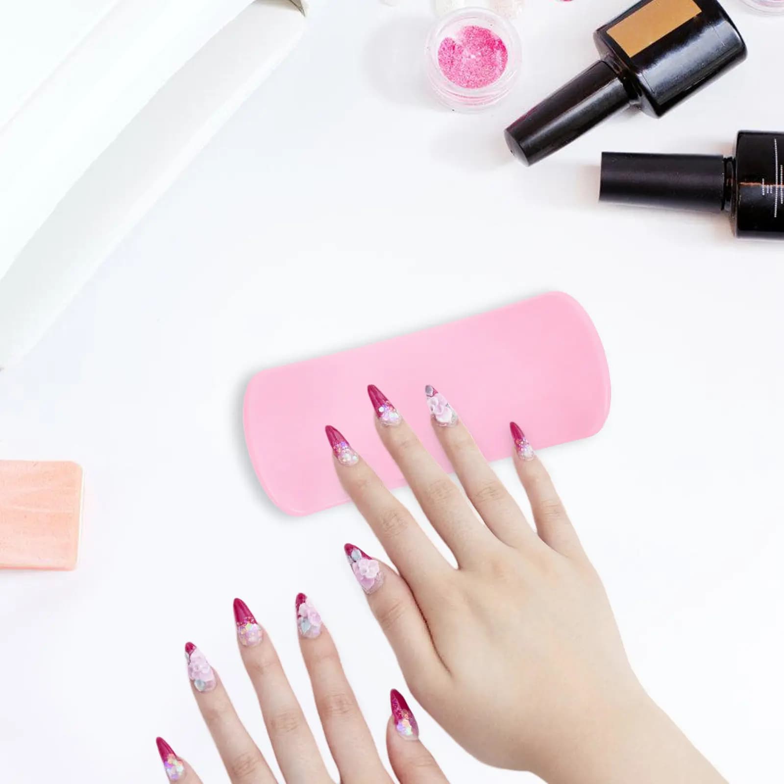 Poggiabraccio a U per Manicure e Pedicure, Cuscino Professionale per Massaggi e Salone, Facile da Pulire, Compatto per Nail Art
