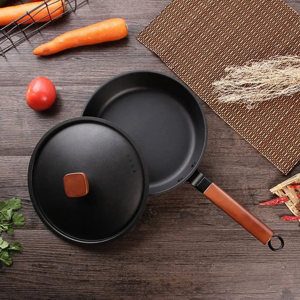 Padella Antiaderente Premium a Base Piatta, Efficiente dal Punto di Vista Termico per Tutti i Piani Cottura, Ideale per Omelette, Pancake, Patatine Fritte, Uova Sciolte, Grigliate