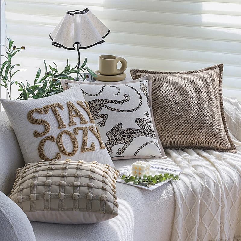 Soft and lightweight embroidered pillow linings for sofa, sofa bed, living room, home