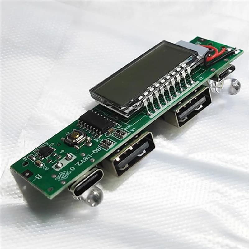 Nuova scheda caricabatteria al litio LED Dual USB 5V 2.4A Circuito Micro/Type-C USB Power Bank 18650 Modulo di ricarica
