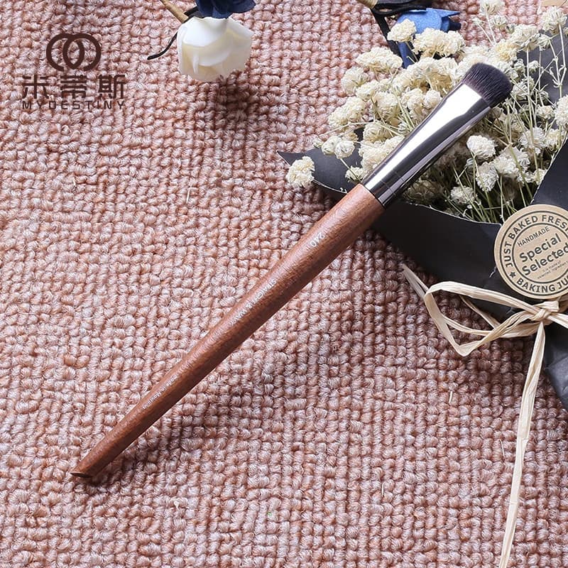 MUF MUF240 MUF series makeup brush medium arc shading brush soft fiber hair brush Brown Manic professional bow shading brush