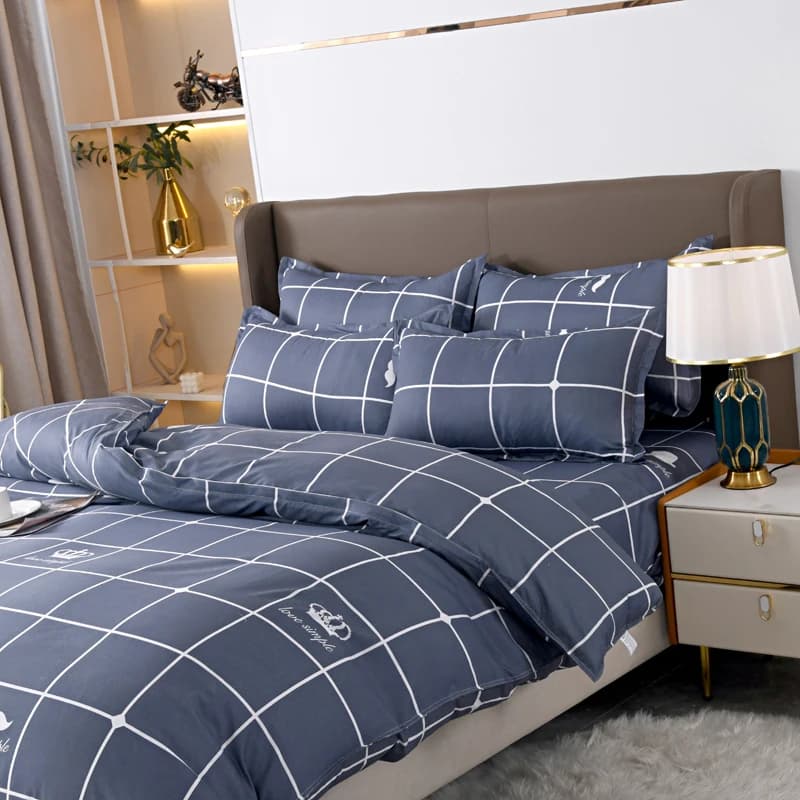 Set di biancheria da letto a quadri blu navy da 4 pezzi, biancheria da letto morbida e traspirante con copripiumino, federe e lenzuolo, misura Full/Queen/King