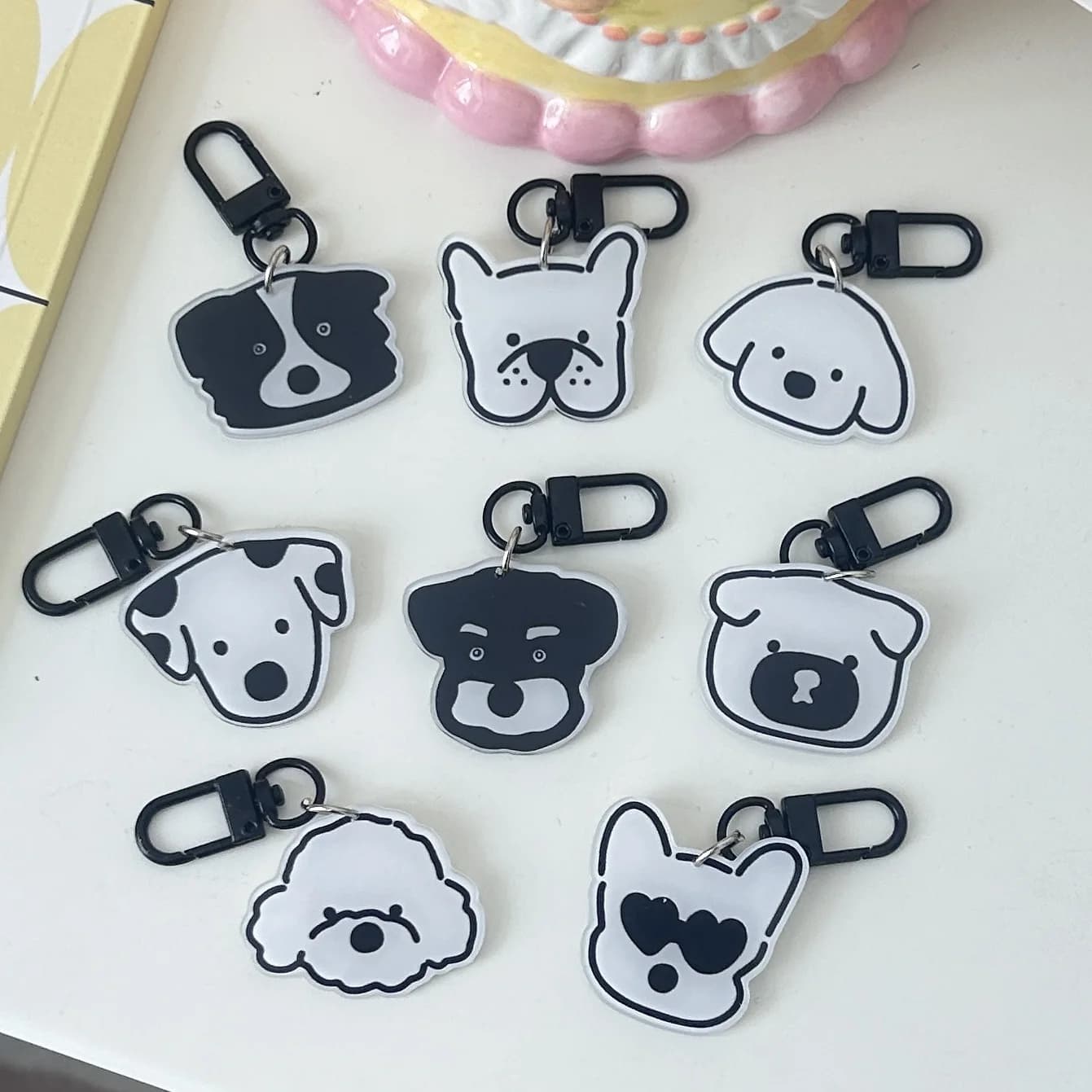 Hand-painted puppy emoji keychain, fun cartoon acrylic bag charm, ideal accessory and gift for couples and friends