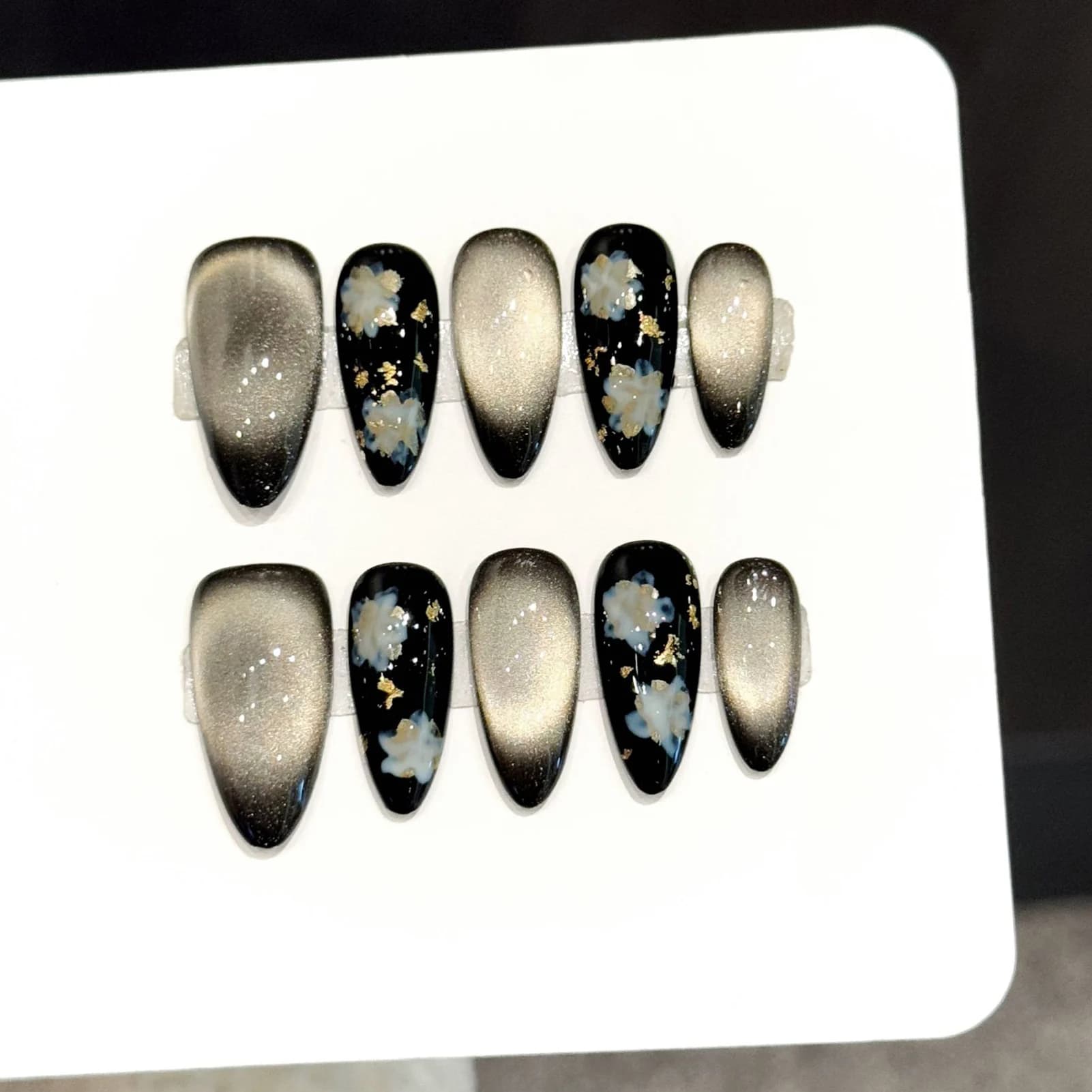 10pcs Shiny Black-Gold Cat's Eye Press On Nails Gold Foil Flower Designs Handmade False Nails Chinese Style Almond Fake Nail