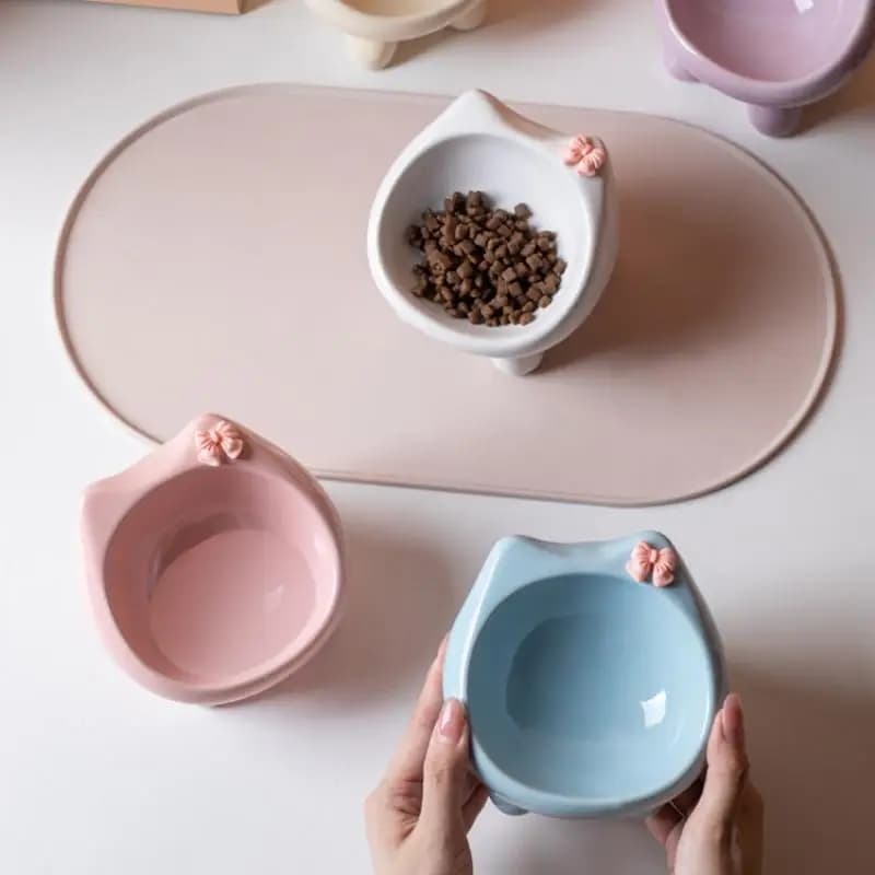 1pcs Pet Food Bowl 15-Degree Angle Cat Bowl To Protect The Cat's Neck And Prevent Pressure On The Whiskers Pet Supplies