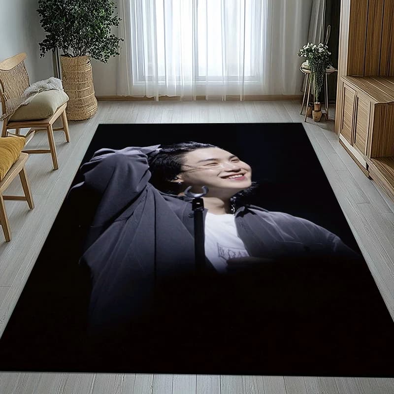 Tappeto Antiscivolo SUGA Agust D Kpop B-BTS per Soggiorno, Morbido Tappeto per Camera da Letto, Stanza dei Bambini, Divano, Decorazione Casa, Regalo